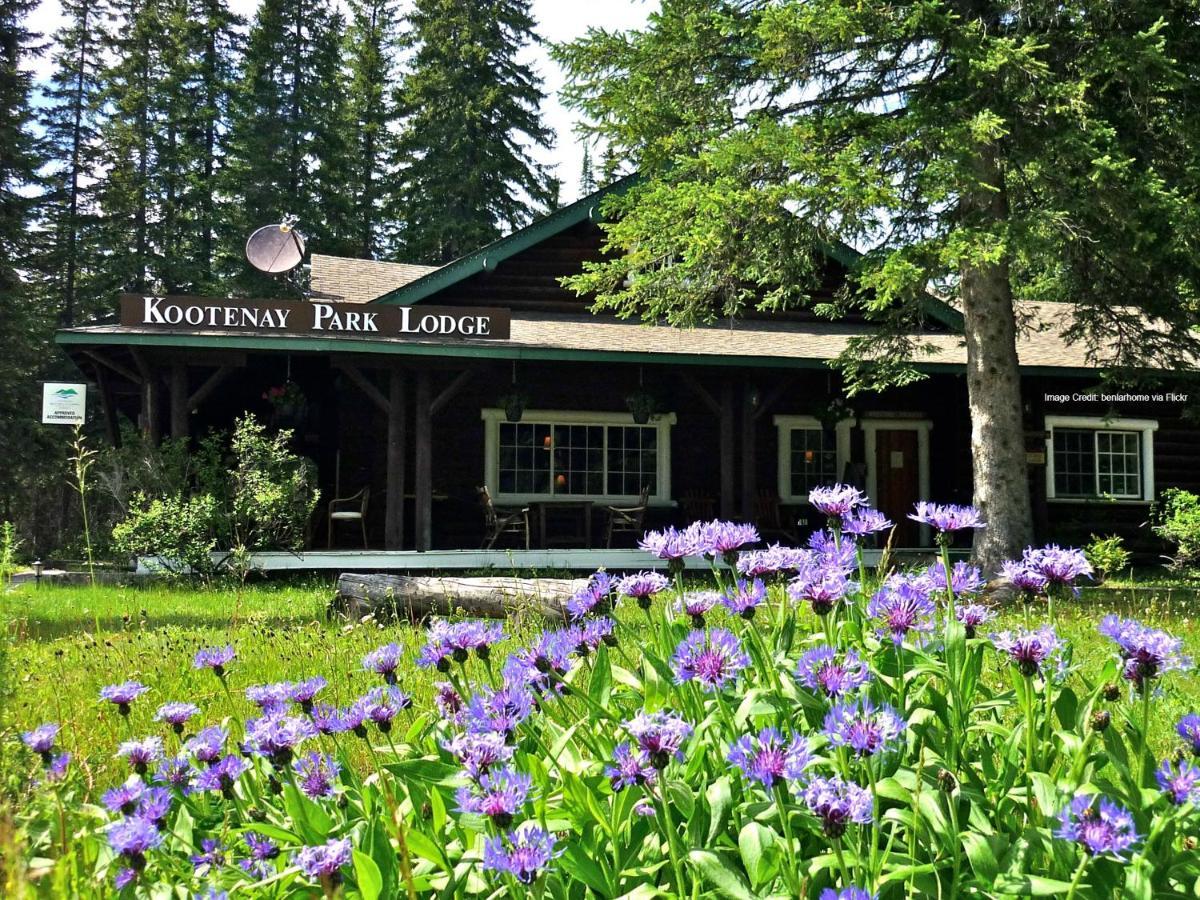 Kootenay Park Lodge Vermillion Crossing Exteriör bild